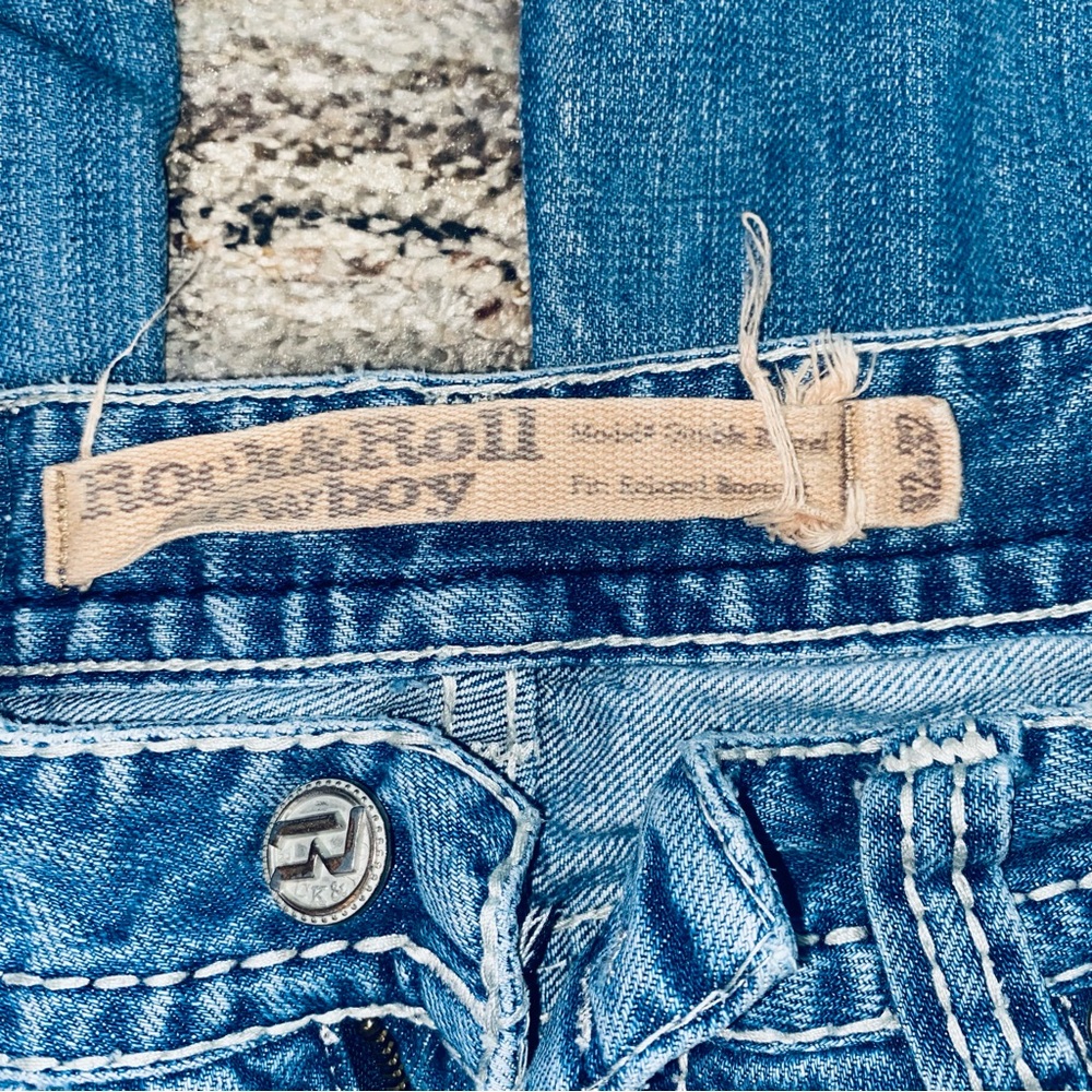 Sold - Picture 3 of 5